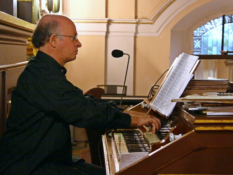 Jaros�aw Ciecierski