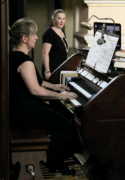 El�bieta W�osek-�urawiecka, Maria Zientek