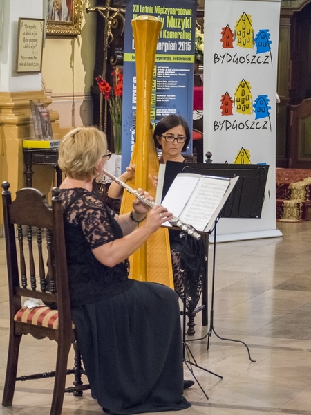 Miros�awa Paw�owska, Dorota Buraczewska-Kraus